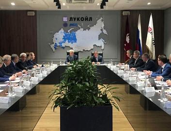 Президент пао «лукойл» посетил с рабочим визитом волгоградскую область